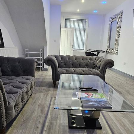 Luxury Four Bedroom House Bradford  Exteriér fotografie